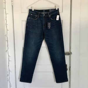NWT Gap Girlfriend Jeans